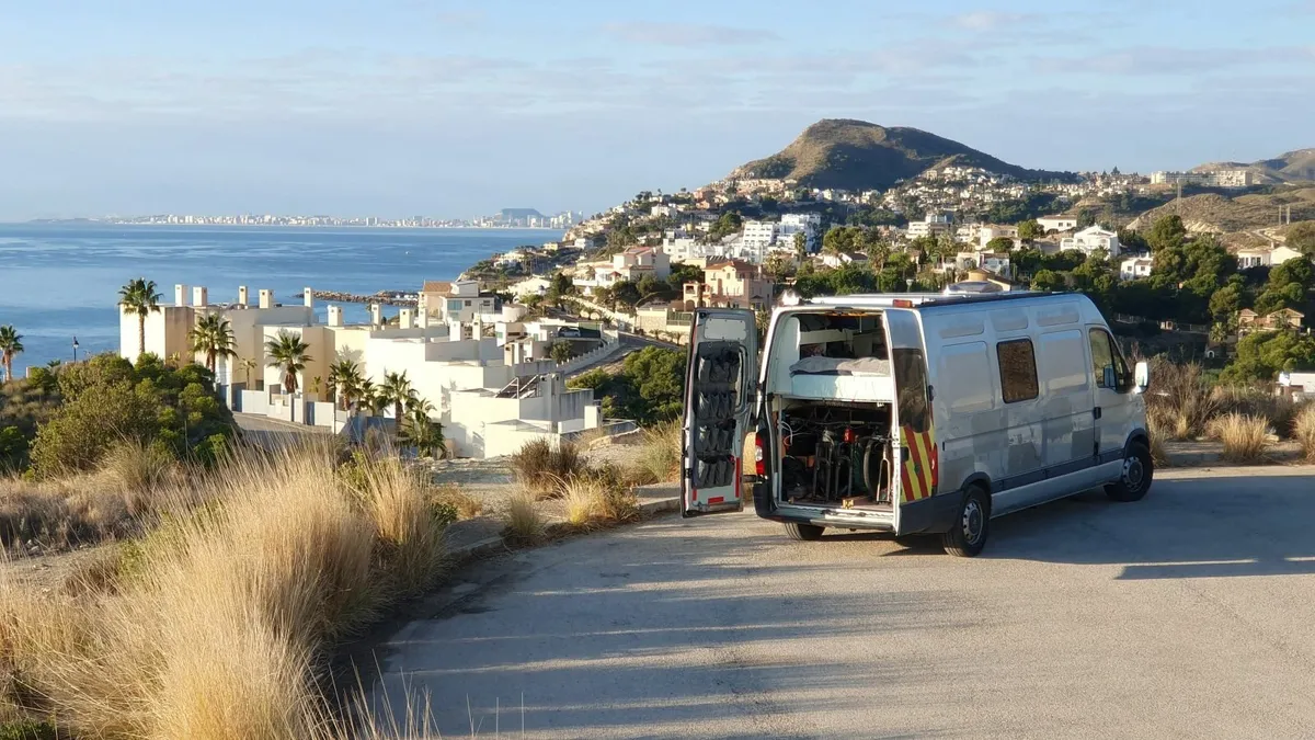 2009 Renault Master Semi Automatic Campervan - Image 1