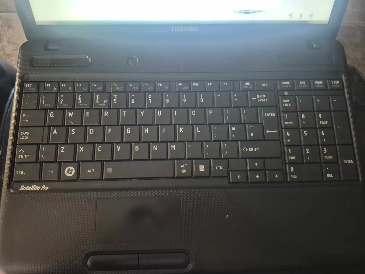 Laptop - Image 1