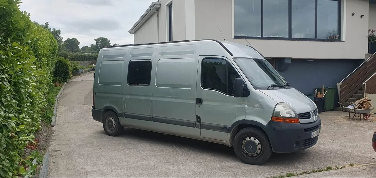 2009 Renault Master Semi Automatic Campervan - Image 2