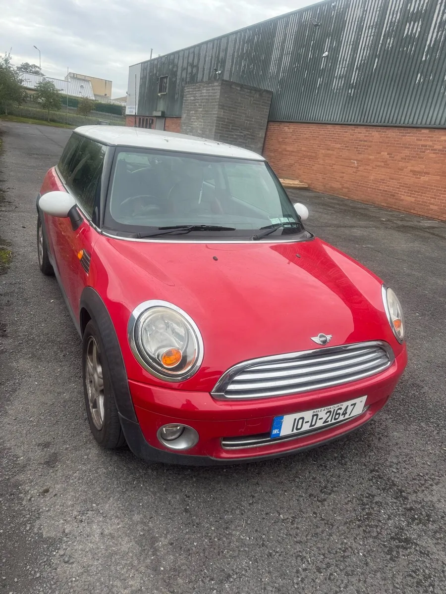 2010 Mini Cooper - Image 1