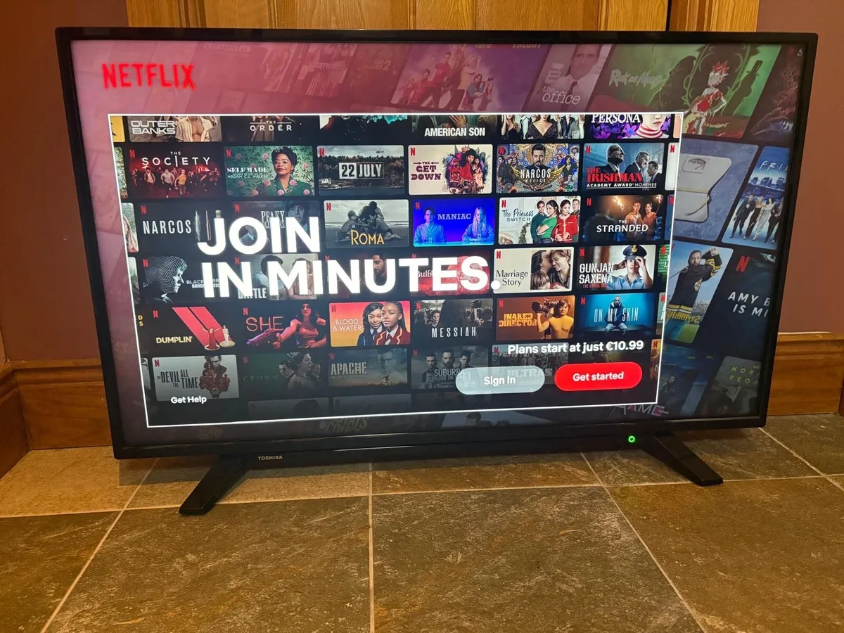 43 inch Smart Tv - Image 3