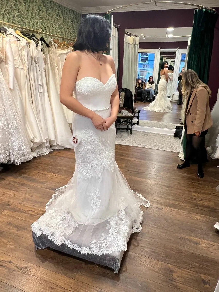 Enzoani Wedding Dress with Lace Train - Image 3