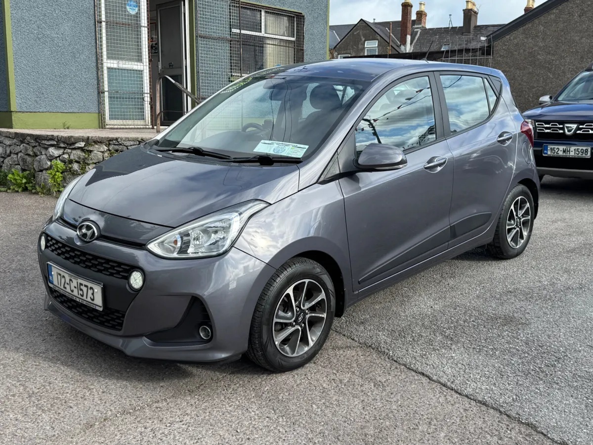 Hyundai i10 Ideal City Car - Image 3