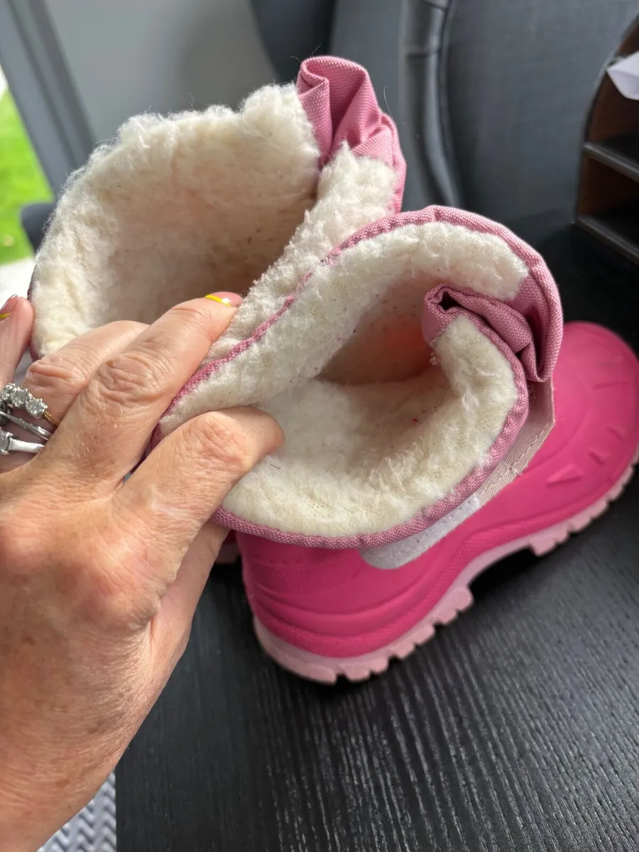 Children’s snow boots - Image 2