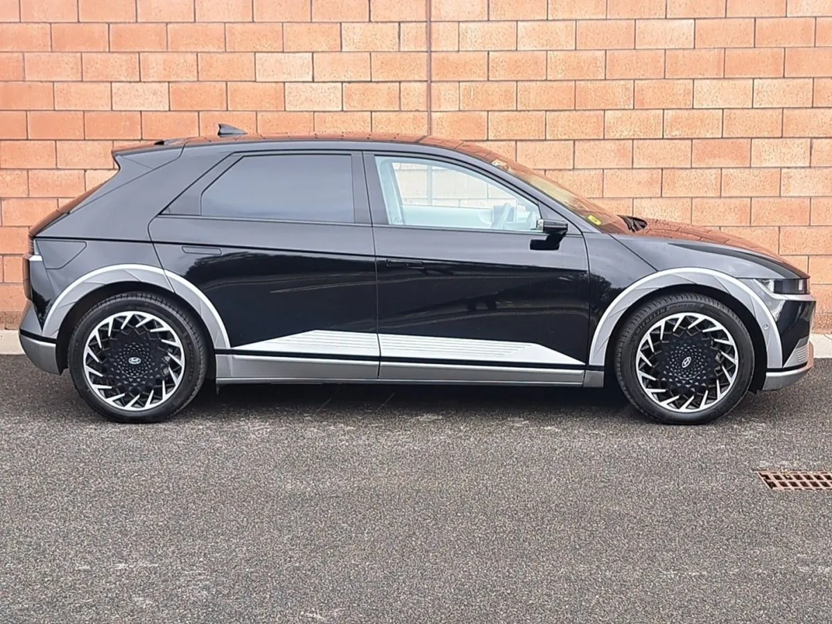 Hyundai Ioniq 5 4 Wheel Drive Premium Plus 77 K/w - Image 4