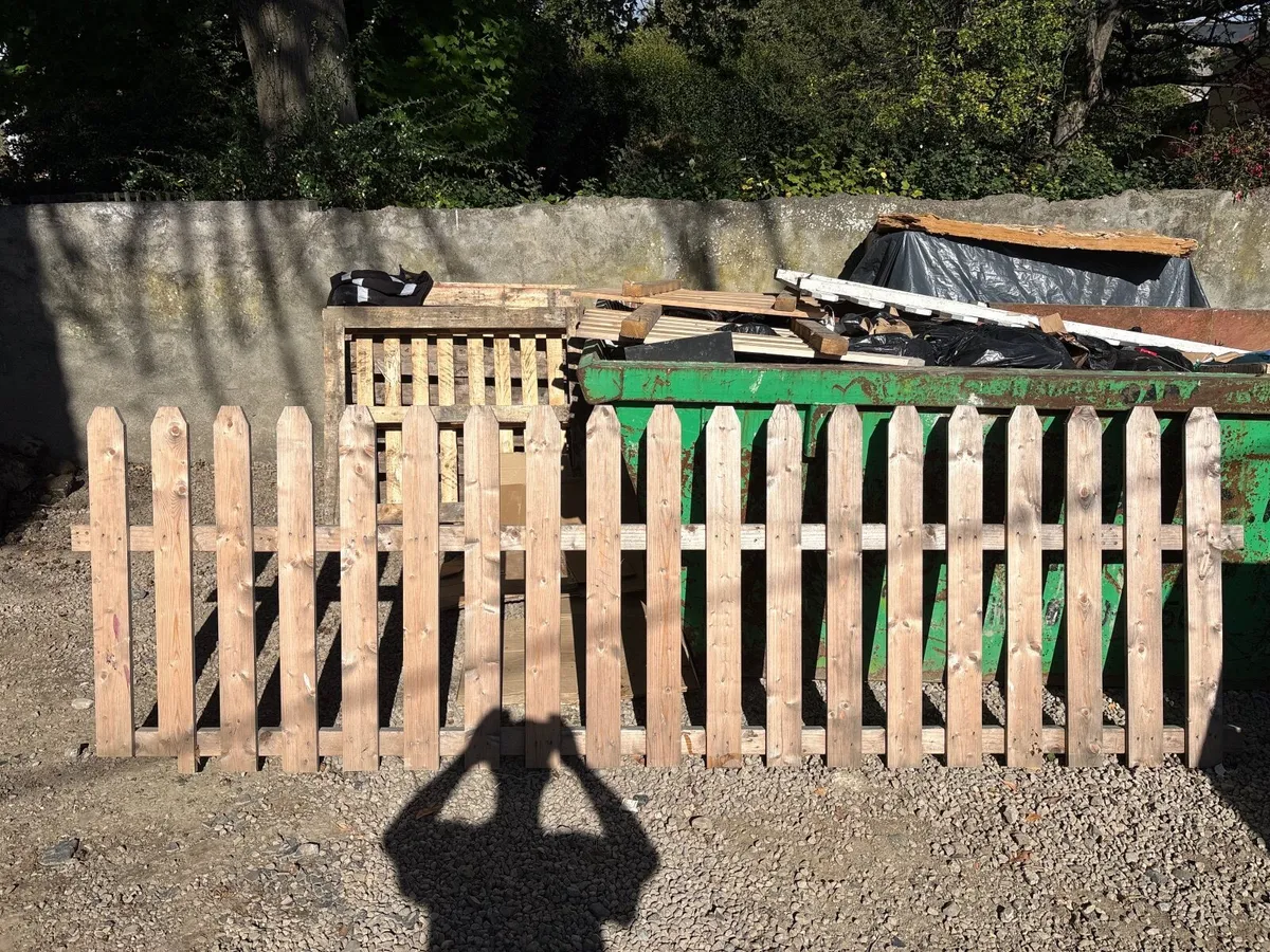 Shed and wood fence ! - Image 2