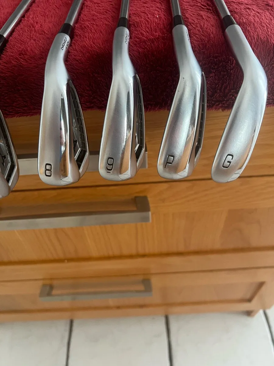Mizuno JPX 921 Hot Metal irons - Image 3