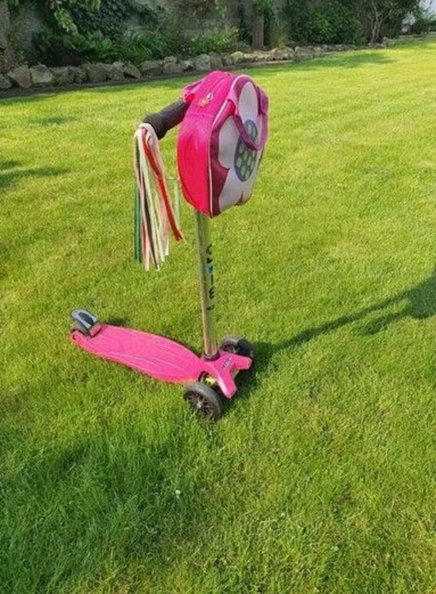 Childs scooter - Image 3
