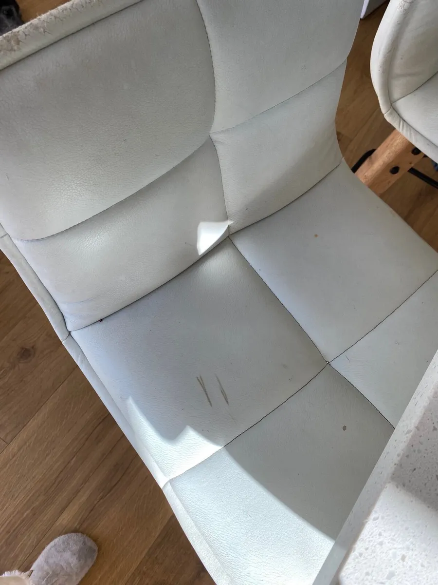 Island chairs - Image 3