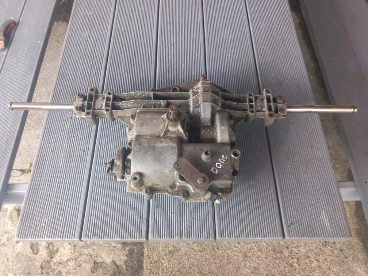 Castlegarden/peerless manual gearbox for sale - Image 1