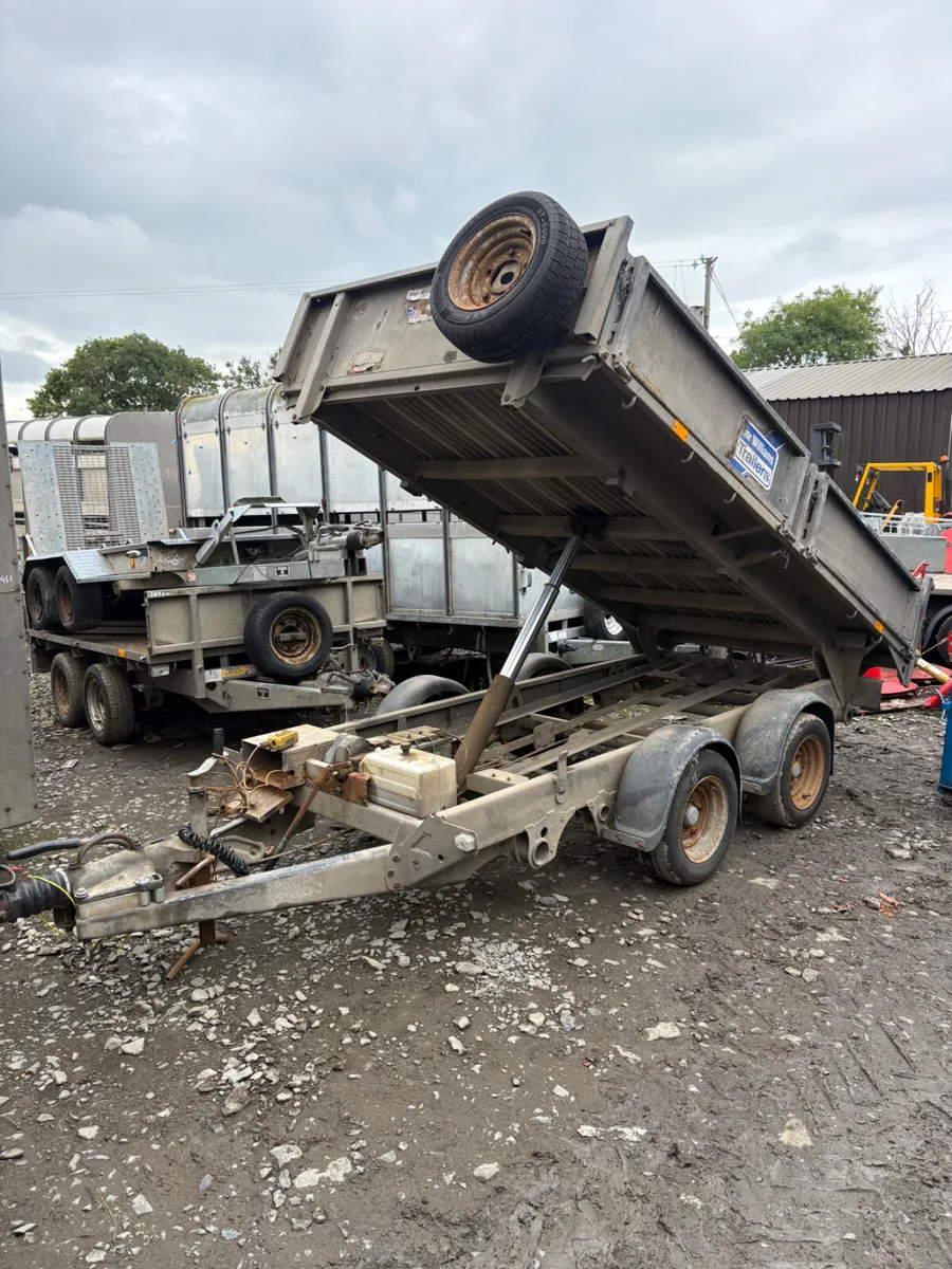 Ifor Williams 10ft tipping trailer - Image 1