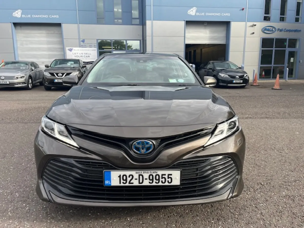 TOYOTA CAMRY - BLACK LEATHER - Image 2