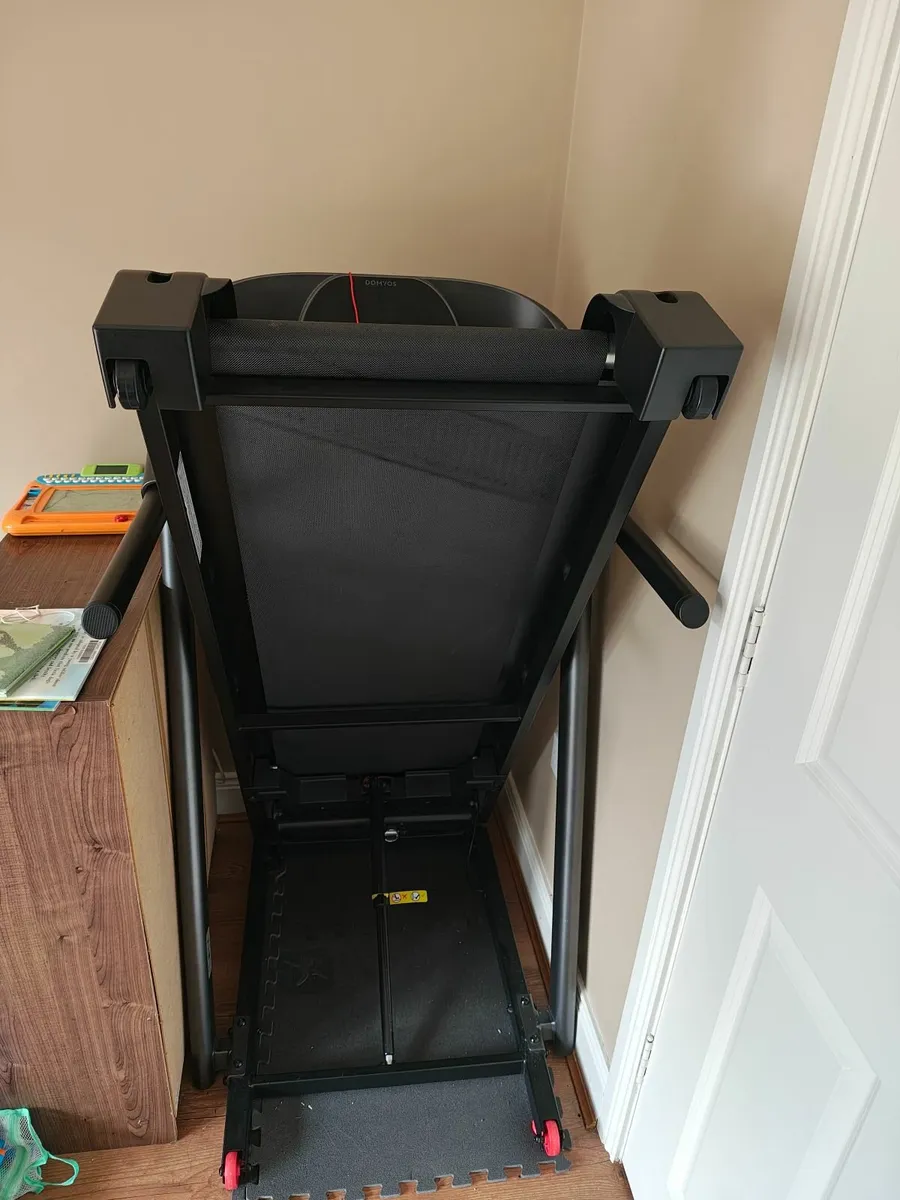 Treadmill-Domyos T520b - Image 3