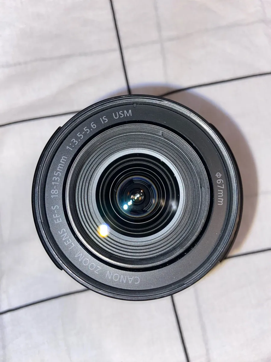 Canon 90D + 18-135mm Lens & Accessories - Image 2