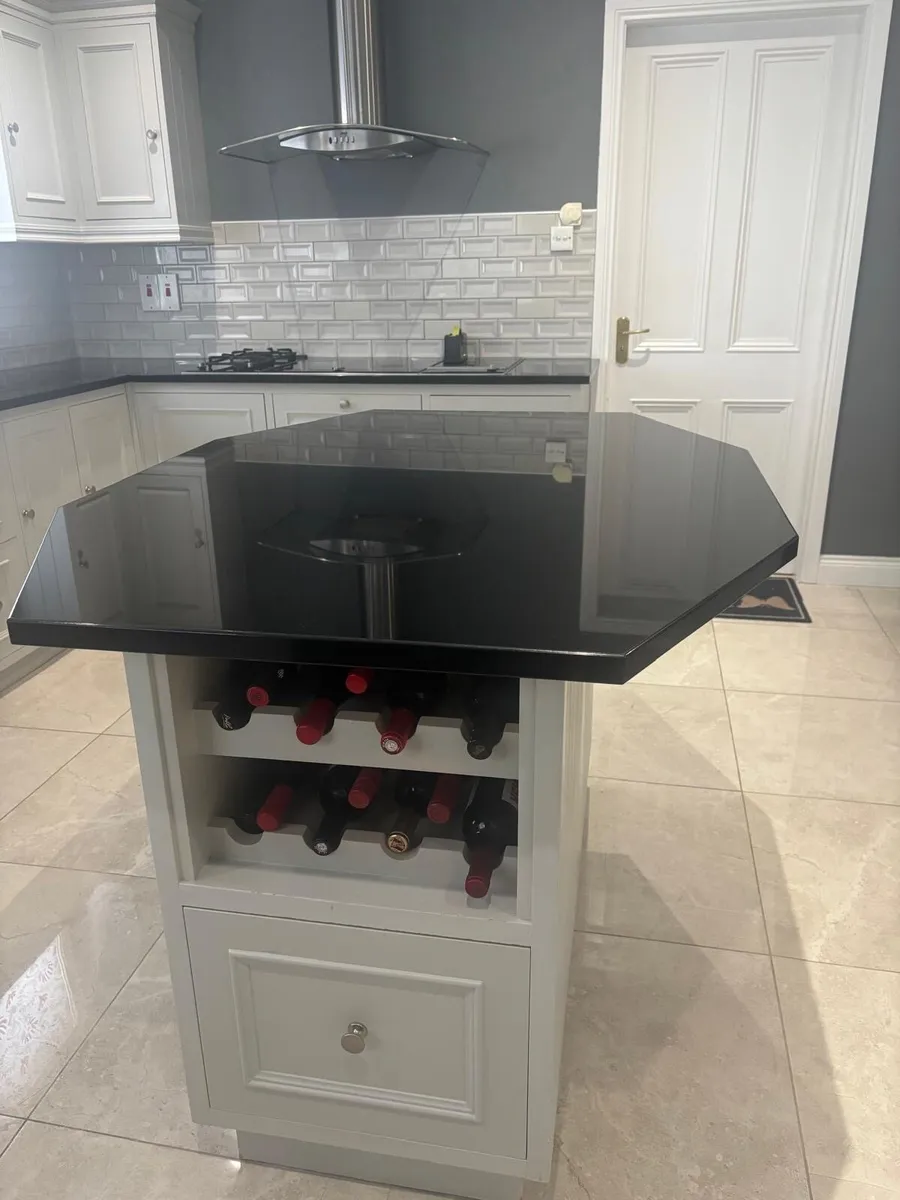 Full kitchen - Image 2