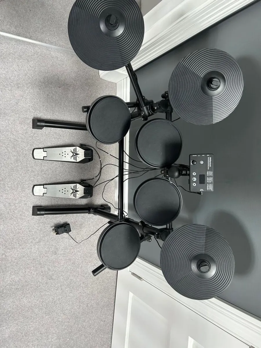 Drum kit - Image 2