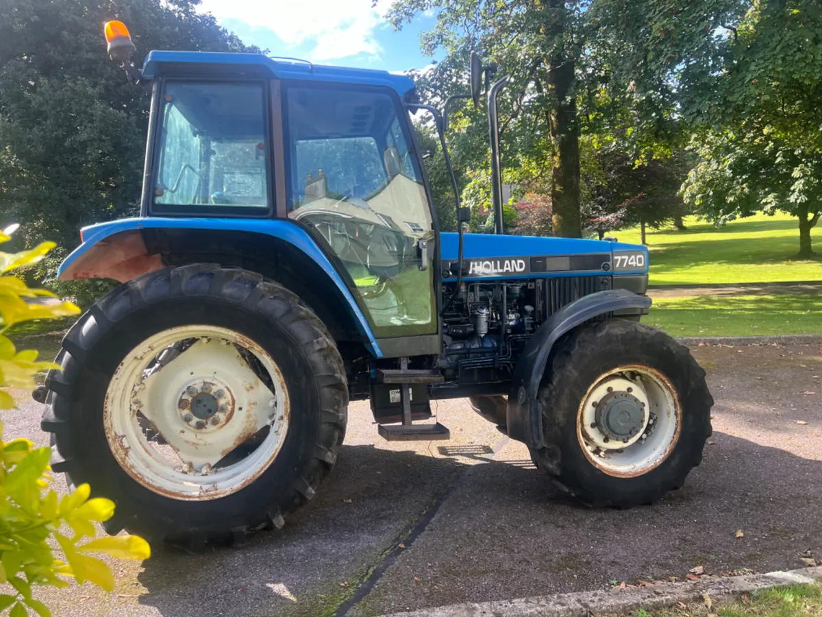 New Holland 7740 Dual Power. - Image 1
