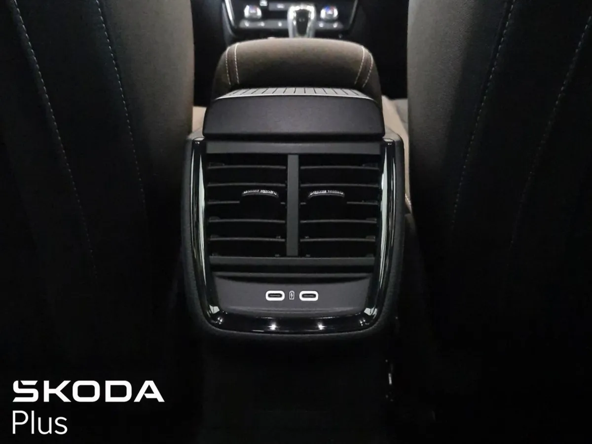 Skoda Kamiq  automatic sports Pack winter Pack 1. - Image 4