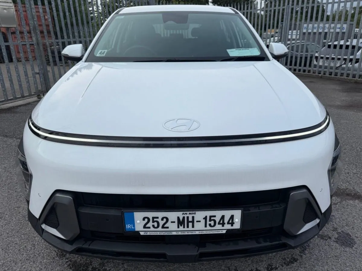 Hyundai Kona HEV Signature  pre REG Delivery Mile - Image 2