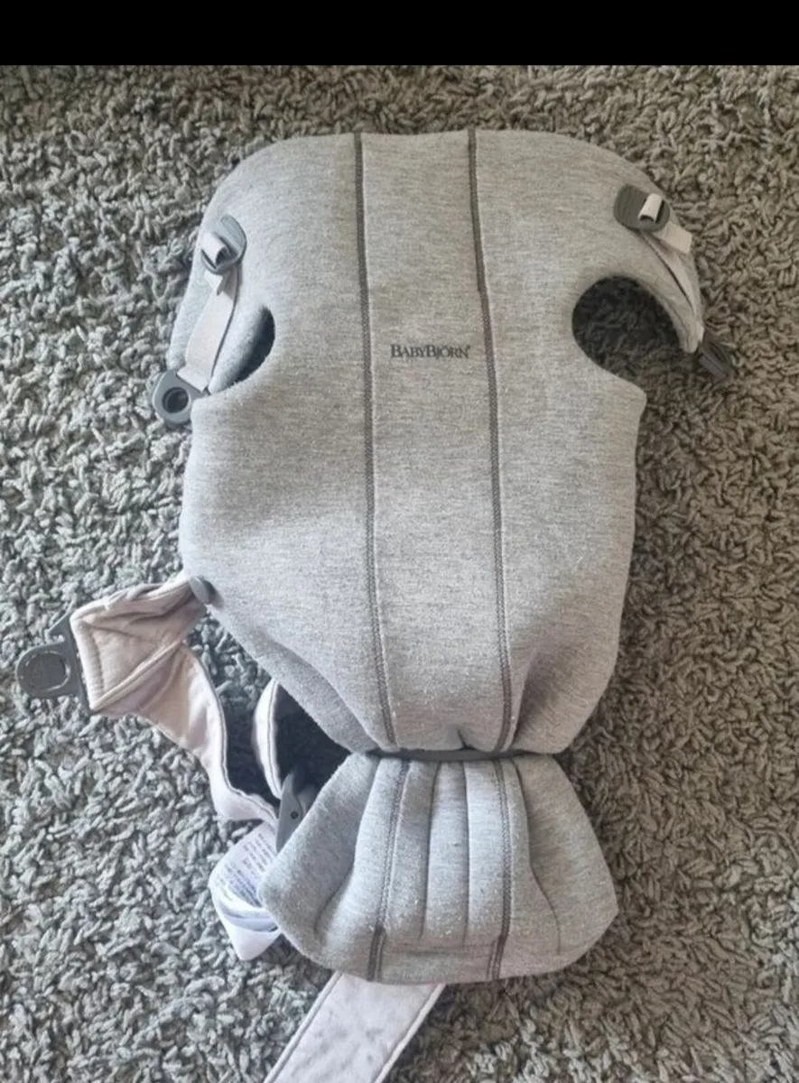 Babybjorn Baby Carrier Mini - Image 2