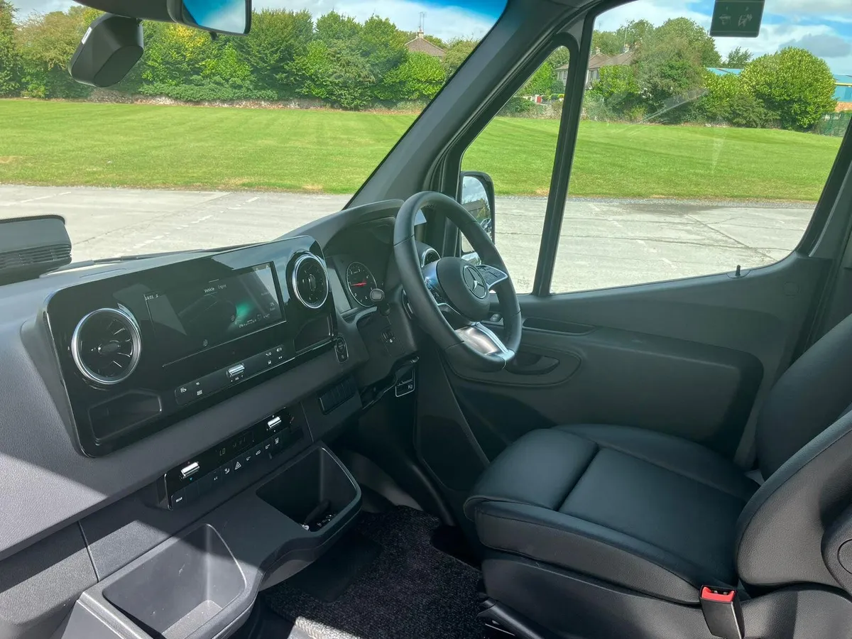 Transfer 23 – 10 Seater + D - Grey - IN STOCK - Image 2