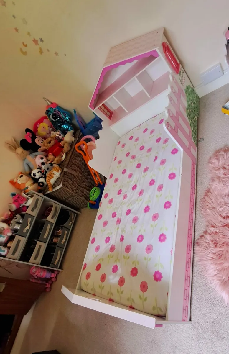 Bed suitable up to 4- 5 year old - Image 1