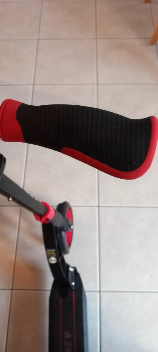 Scooter - Image 3