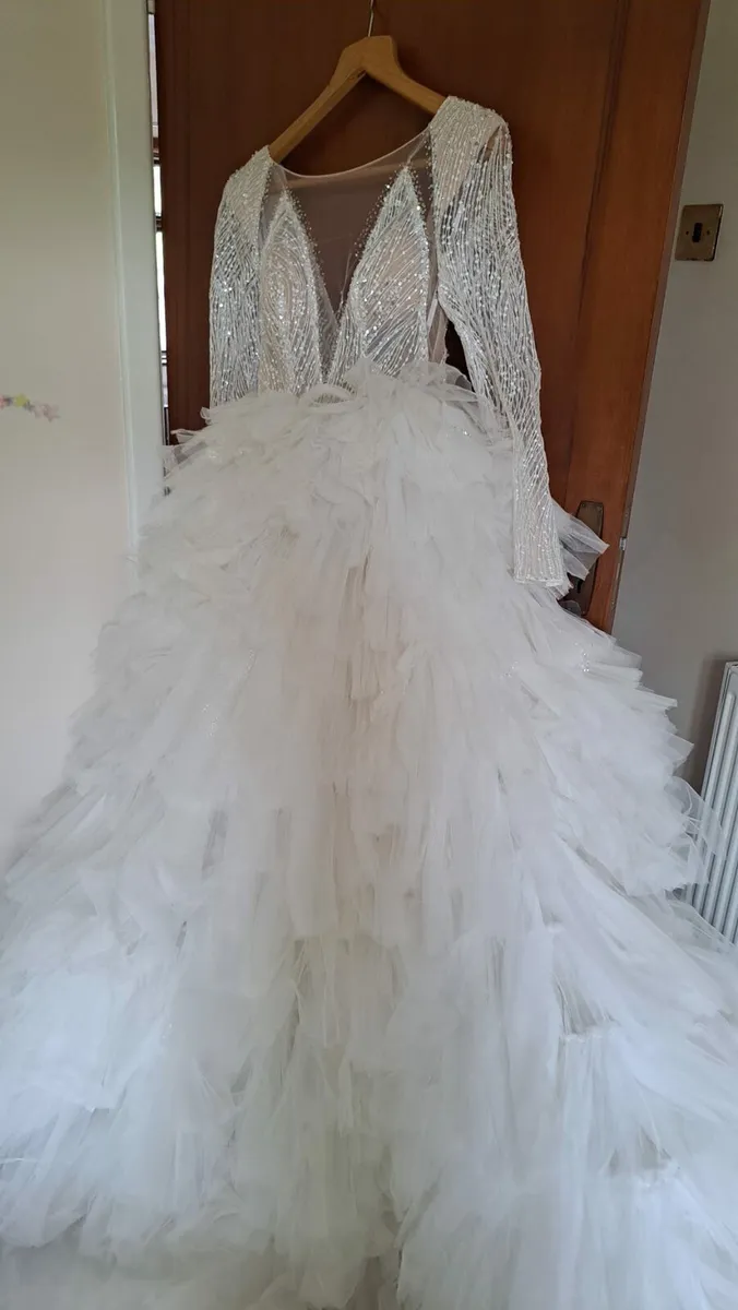 Wedding dress for sale - Image 1