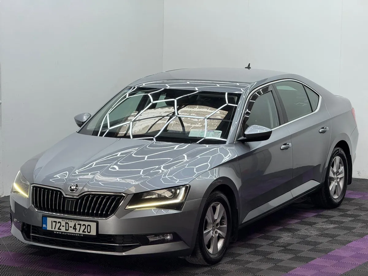 2017 Skoda Superb 1.6TDI, Automatic - Image 3