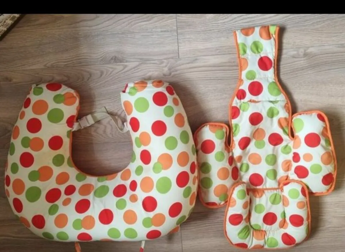 Breast Feeding Cushion - Image 2