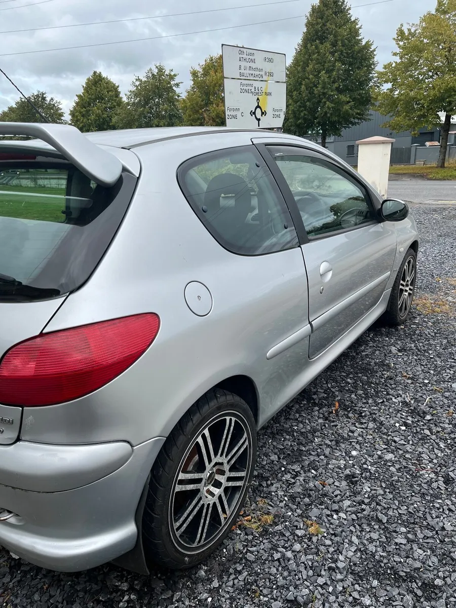 Peugeot 206 2003 - Image 2
