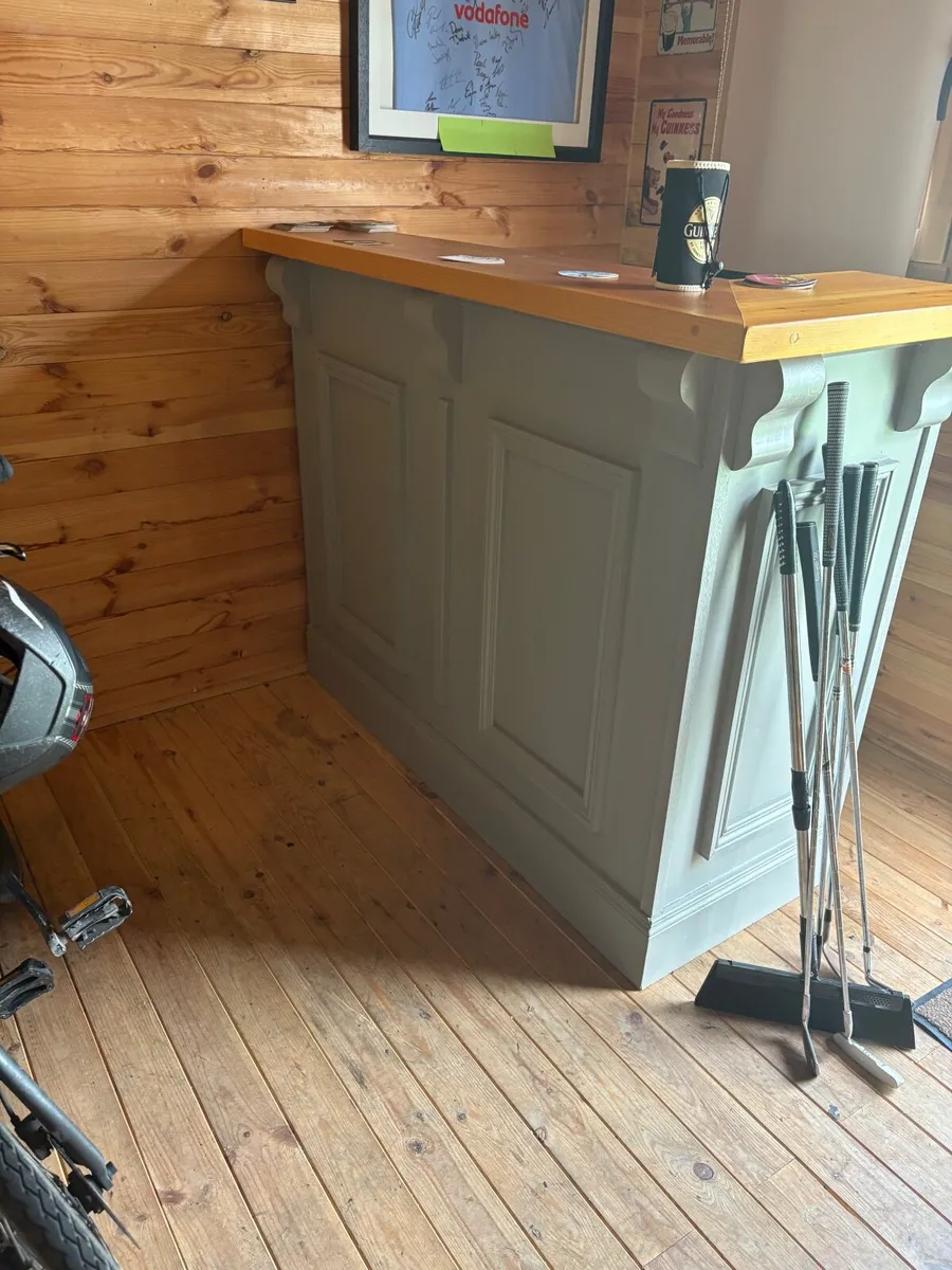 Home bar - Image 1