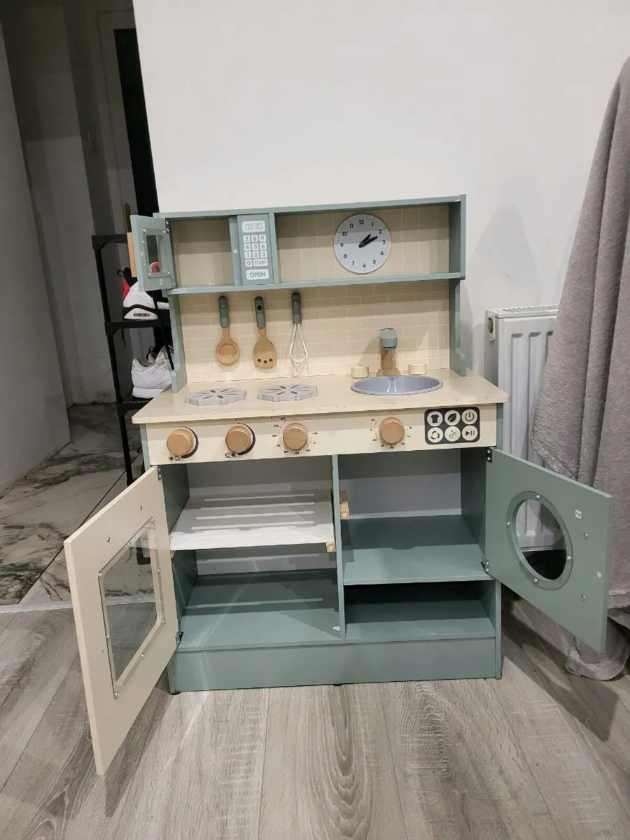 Wooden kitchen playset - Image 2