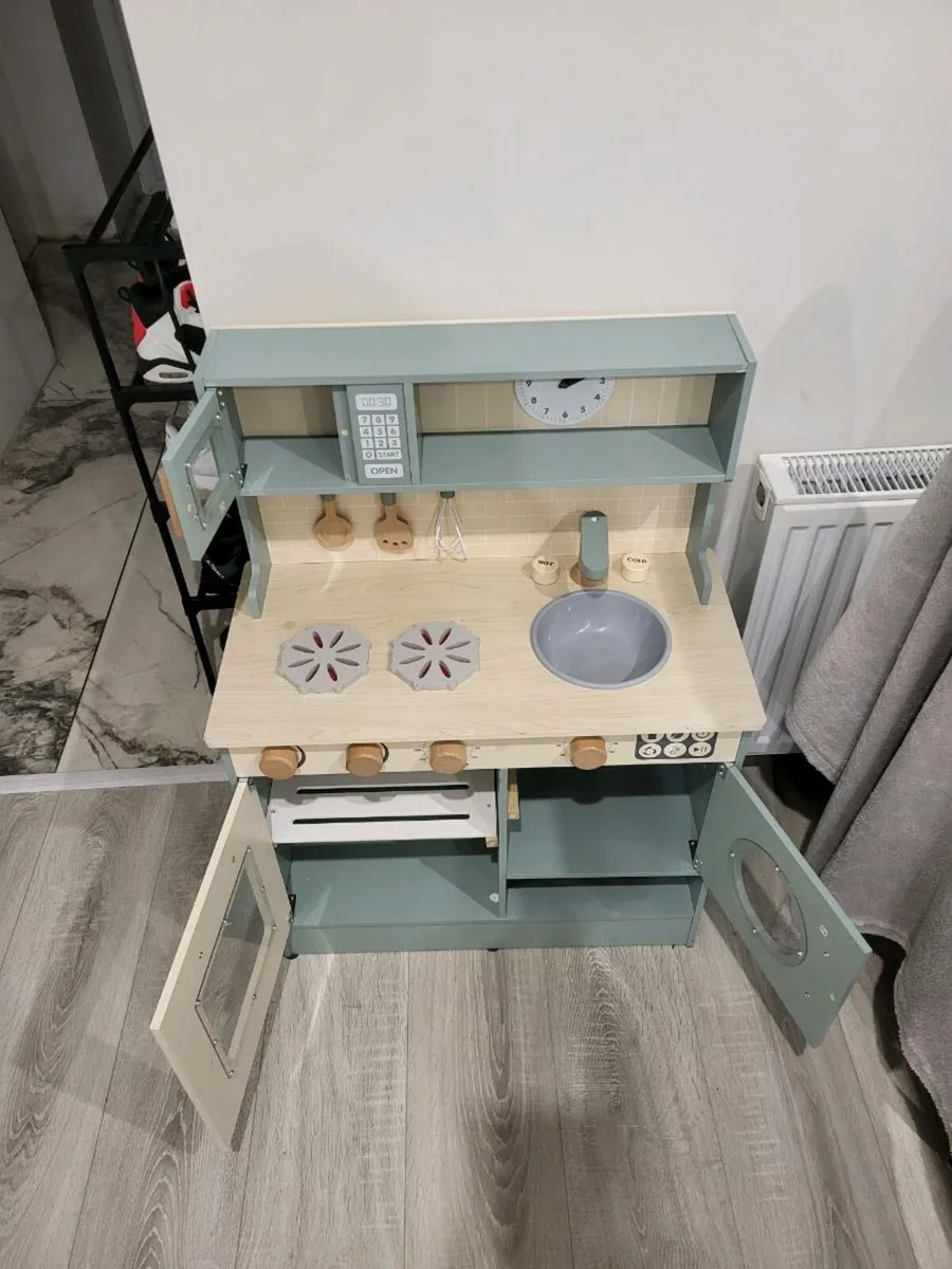 Wooden kitchen playset - Image 3