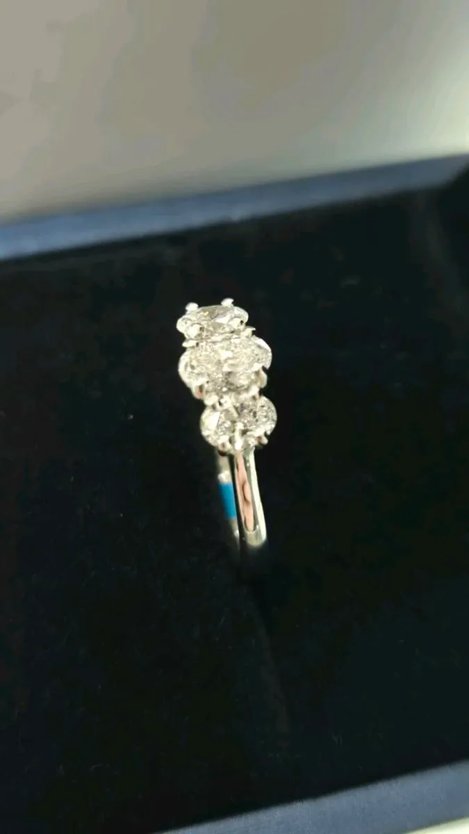 Platinum Duamond Ring - Image 3