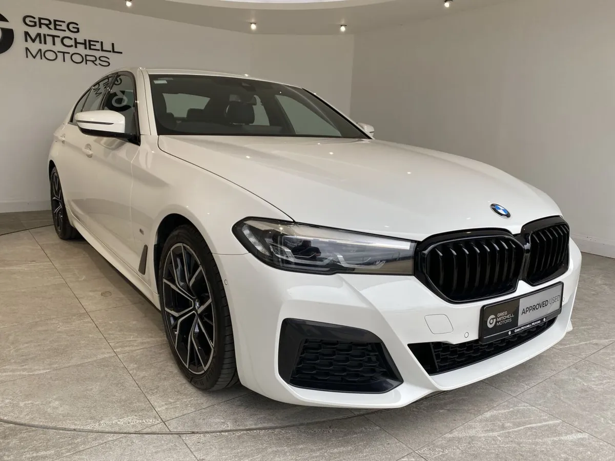 BMW 5-Series 2022 - Image 3