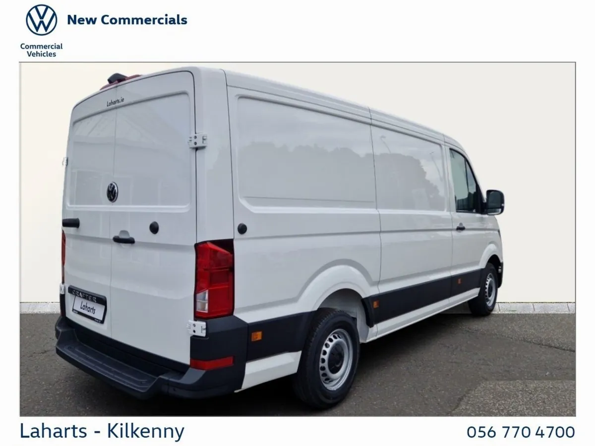 Volkswagen Crafter 30 VAN MWB Highline TDI 140HP - Image 3