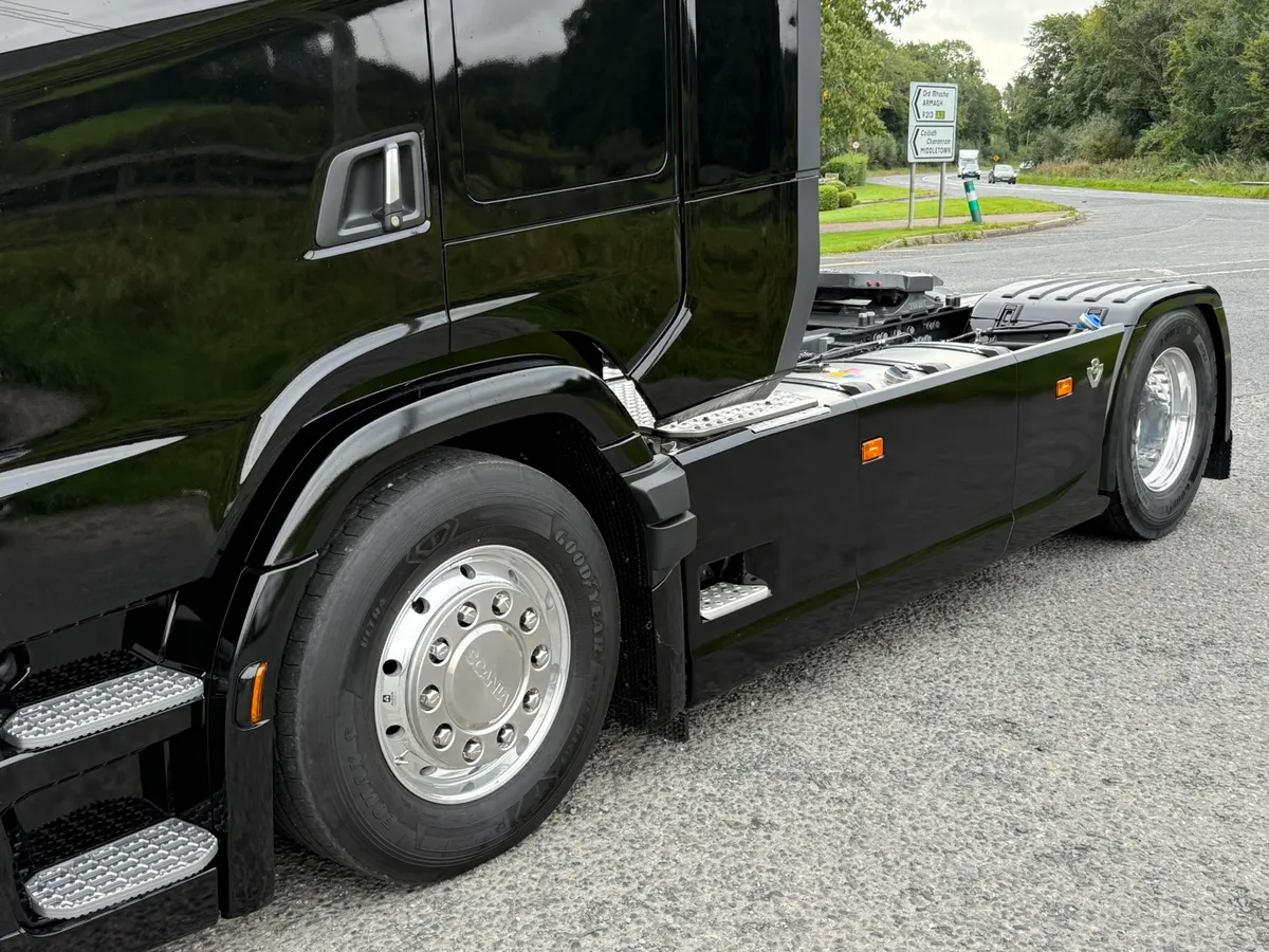 Scania 590s - Image 2