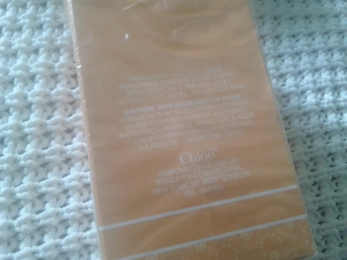 VINTAGE CHLOE PERFUME FULL SIZED IN PACKAGING - Image 2