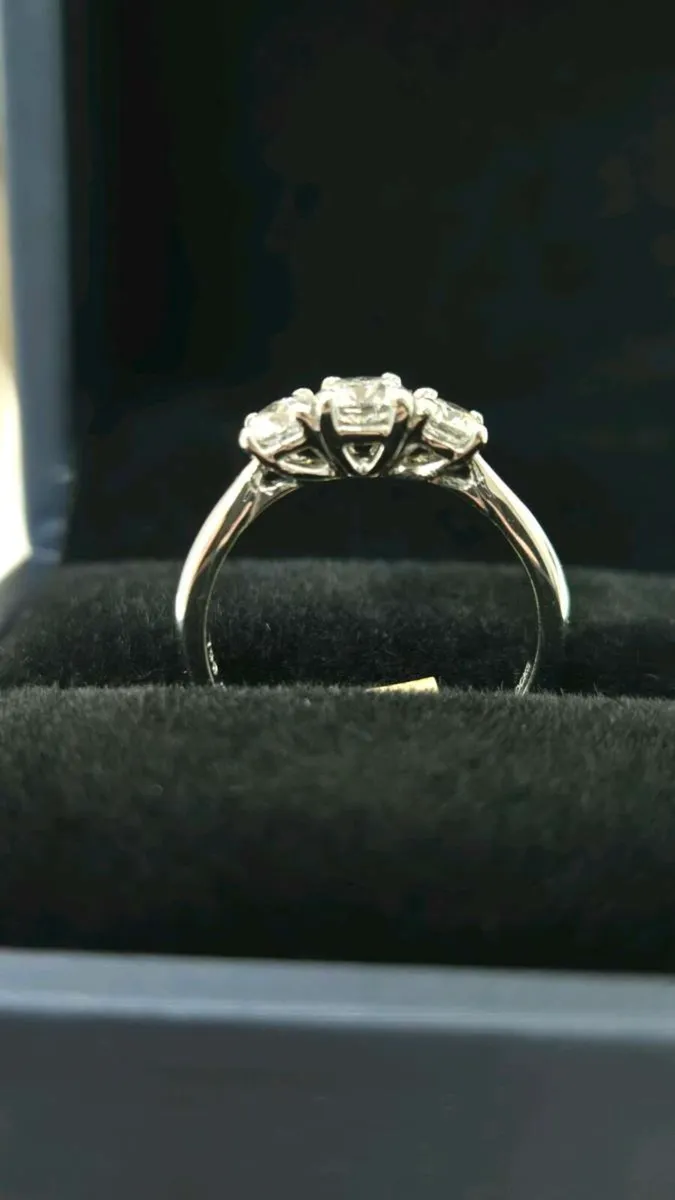 3 Diamond Ring - Image 2