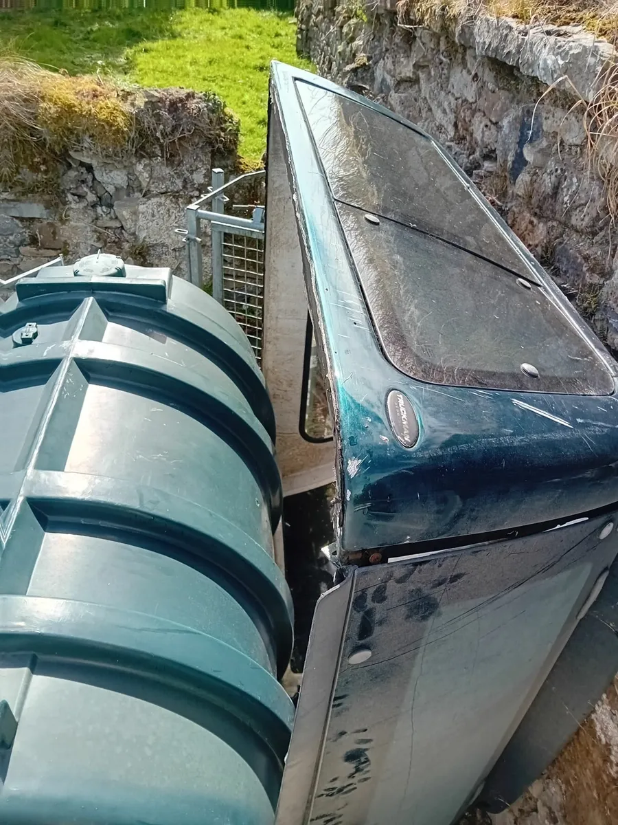 Jeep canopy - Image 1