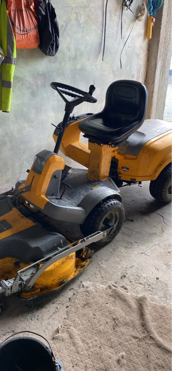 Ride on Lawnmower - Image 4