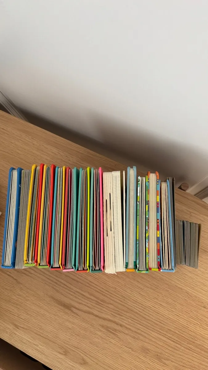 Bundle of baby books - Image 2