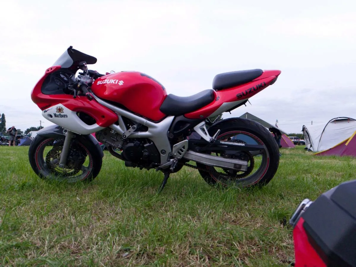 Motorbike Suzuki SV650S - Image 3