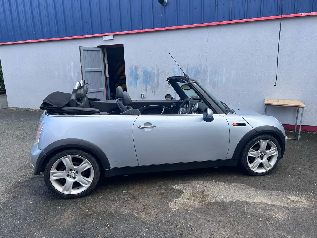 Mini Cooper classic 2005 - Image 2