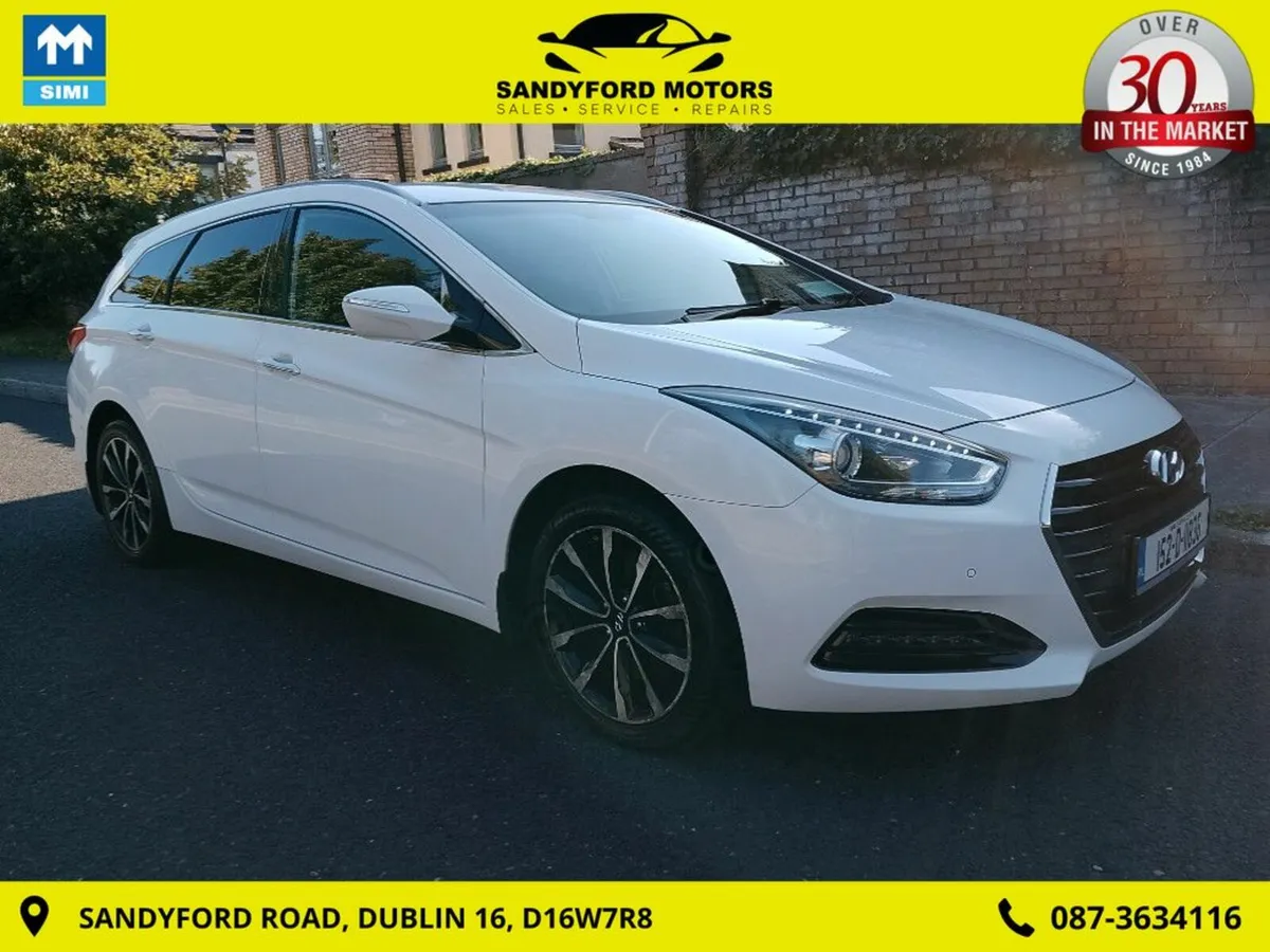 Hyundai i40 Tourer Executive 5DR - Image 2