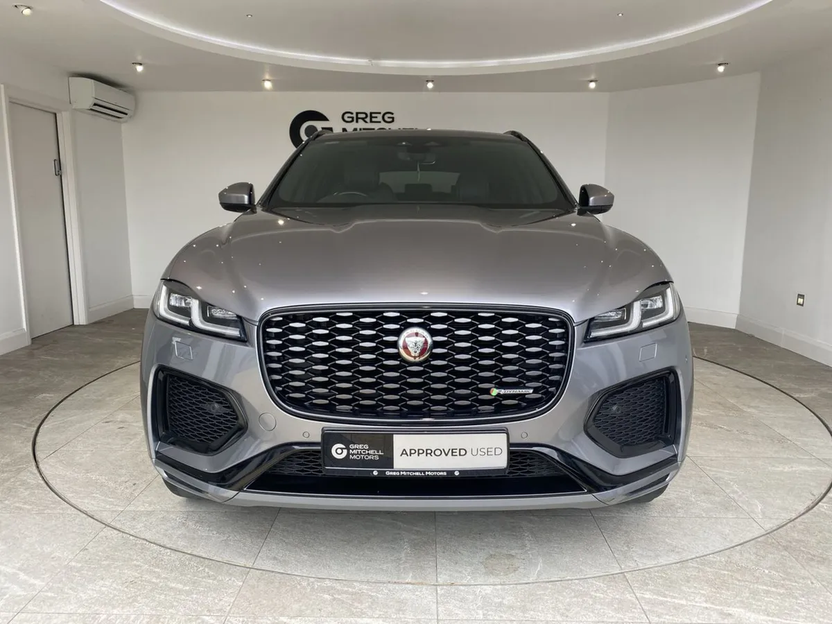 Jaguar F-Pace 2022 - Image 2