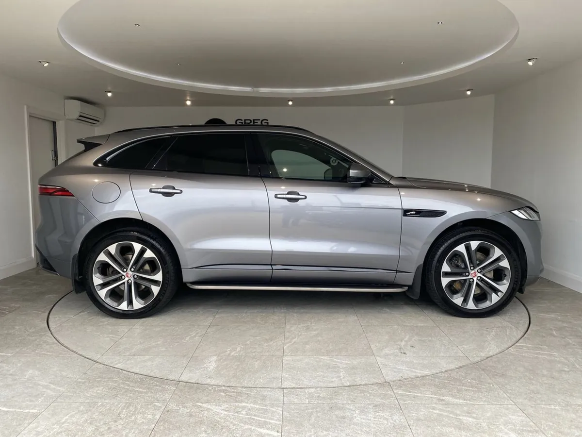 Jaguar F-Pace 2022 - Image 4