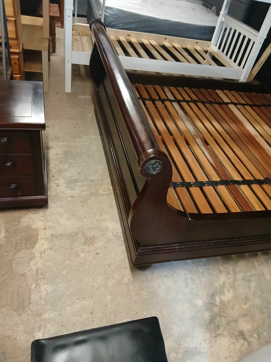 Bedroom set - Image 4