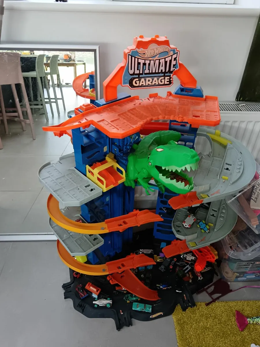 Hot wheels monster garage - Image 1